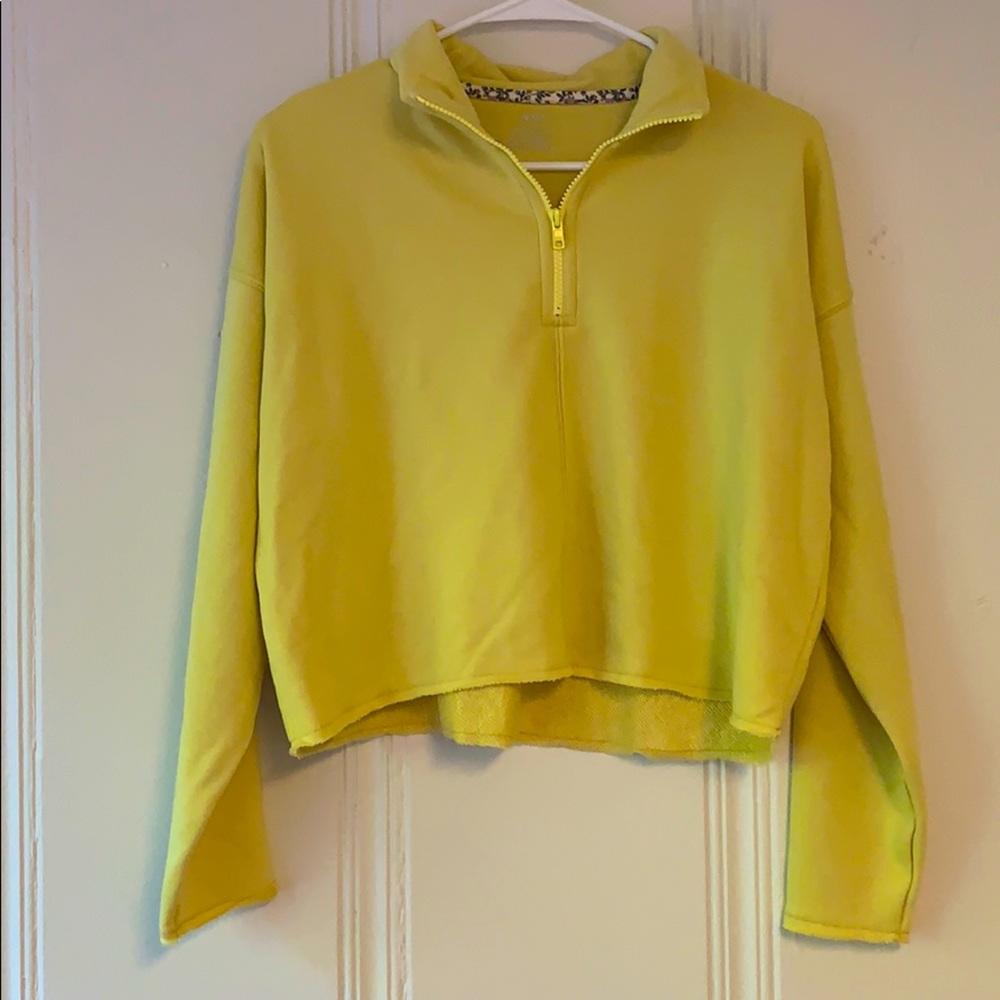 Yellow crop
